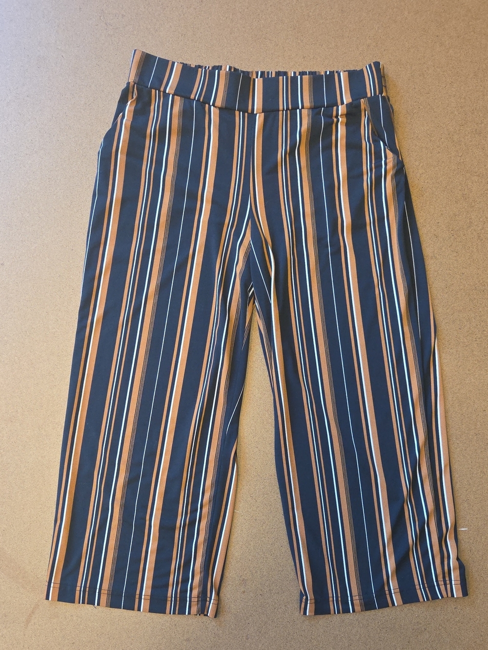 Striped Wide Leg Crop Pants in Black, BronzE, and White